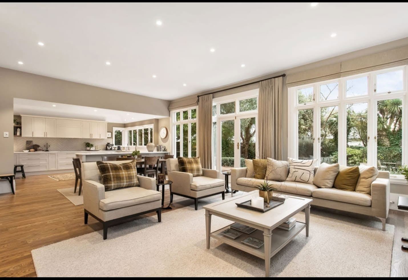 Living and dining interior repaint, Ilam